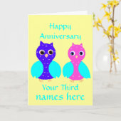 Carte Troisième hiboux mignons heureux d'anniversaire de (Fleur jaune)