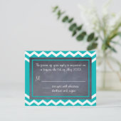 Carte turquoise Chevron RSVP (Debout devant)