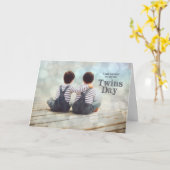Carte Twin Sons Twins Day Boys sur un Dock Thème nautiqu (Fleur jaune)