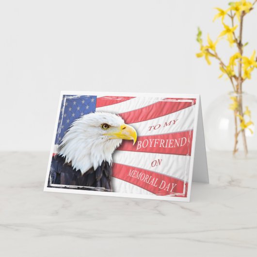 Carte Un ami, Memorial Day, avec un aigle chauve (Fleur jaune)