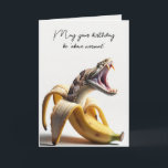 Carte Un serpent se morpher d'une banane<br><div class="desc">Une combinaison surréaliste d'une banane et d'un serpent à sonnette est décrite avec le serpent qui émerge du fruit pelé,  de la bouche ouverte et des crocs visibles. Tout le texte peut être modifié.</div>