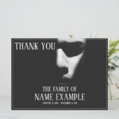 Carte Un visage endormi à mi-ombre (Debout devant)