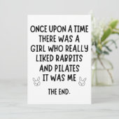 Carte Une fille qui aimait vraiment les lapins et le pil (Debout devant)