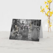 Carte Une journée au cimetière avec des squelettes Hallo (Fleur jaune)