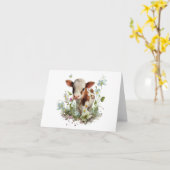 Carte Vache de veau mignonne dans le champ de fleurs BLA (Fleur jaune)