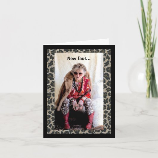 Carte Vêtements laissés dans un placard pendant une pand (Devant)