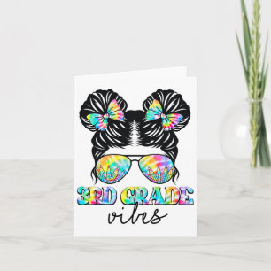 Carte Vibes de 3e année Messy Hair Bun Girl Ck To School