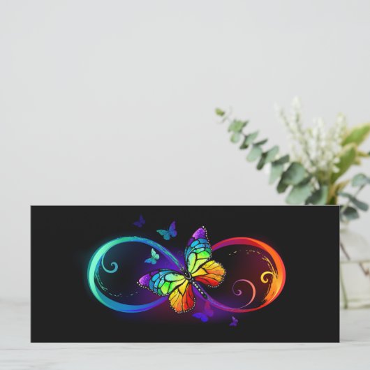 Carte Vibrant infinity with rainbow butterfly on black (Debout devant)