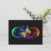 Carte Vibrant infinity with rainbow butterfly on black (Debout devant)