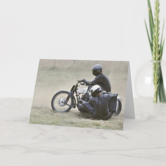 Carte Vintage dames sidecar grimaçant anniversaire (Devant)