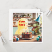 Carte Votre enfant avec dinosaure, anniversaire dinosaur (Devant/Arrière en situation)