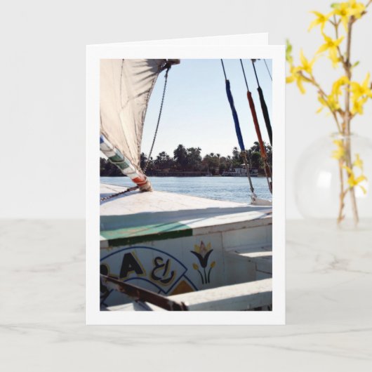 Carte Vue depuis un bateau sur le Nil, Louxor, Égypte (Fleur jaune)