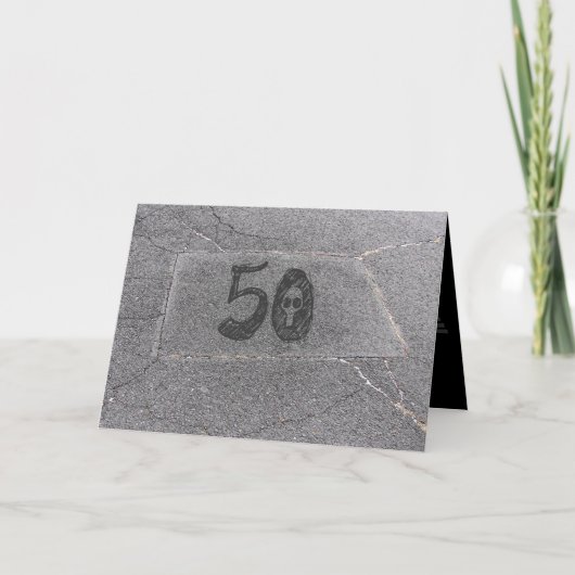 Carte Waouh écrit en pierre sur la colline (Devant)