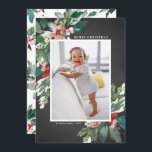 Carte Watercolor Hollies Chalkboard Joyeux Noël<br><div class="desc">Envoyez à vos proches la joie de Noël de cette saison avec cette belle carte à plat photo de Noël rustique. Il présente des creux aquarelle, des accents faux feuille d'or, des motifs de fête assortis, du papier faux tableau et de la typographie moderne. Les textes sont entièrement modifiables. Personnalisez...</div>