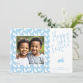 Carte White Bunnies On Blue With Custom Photo Easter (Debout devant)