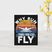 Carte Why Run When You Can Fly Butterfly Stroke Swim Tea (Fleur jaune)