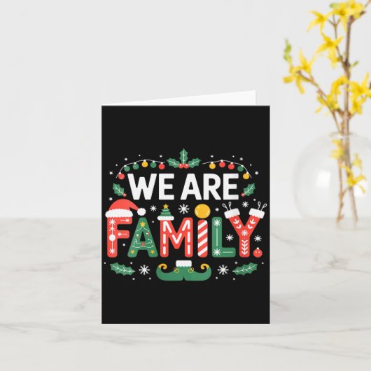 Carte Womens We Are Family Christmas 2025 Pajamas Funny (Fleur jaune)