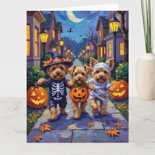 Carte Yorkipoo Trick-or-Treating en costumes d'Halloween (Devant)