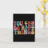 Carte You Can Do Hard Things Groovy Retro Motivational Q (Fleur jaune)