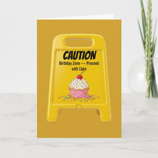 Carte Zone d'anniversaire : Attention Cupcake (Devant)