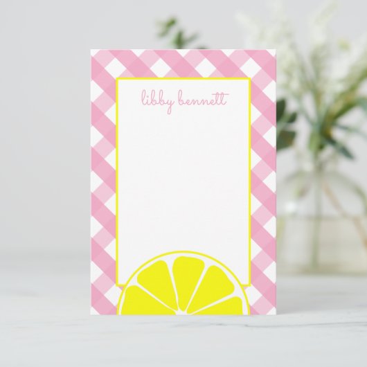 Cartes à notes personnalisées en limonade rose (Debout devant)