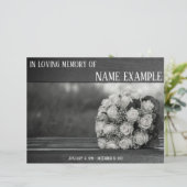 Cartes commémoratives Un bouquet de roses blanches (Debout devant)