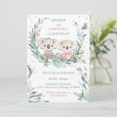 Cartes d'anniversaire de l'ours pour jumeaux (Debout devant)