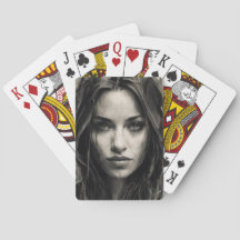 Cartes de jeu Visage des femmes noires et blanches