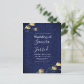 Cartes de mariage décontractées en denim et fleurs (Debout devant)