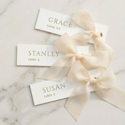 Cartes de menu de table avec nom de mariage en or 