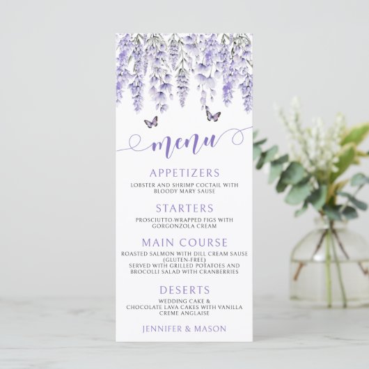 Cartes de menu mariage violet lavande fleurie (Debout devant)
