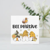 Cartes de nains et d'abeilles mignons (Debout devant)