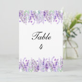 Cartes de numéro de table de mariage floral lavand (Debout devant)