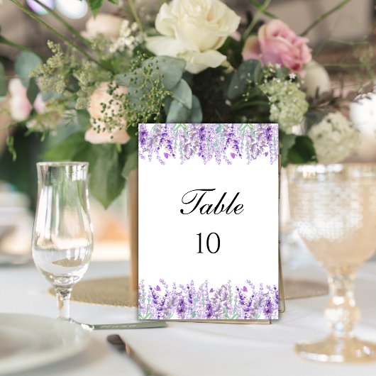 Cartes de numéro de table de mariage floral pourpr
