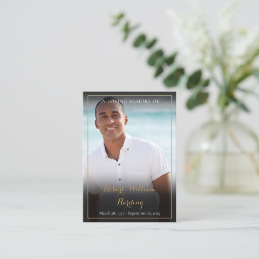 Cartes de prières commémoratives de funérailles si (Debout devant)