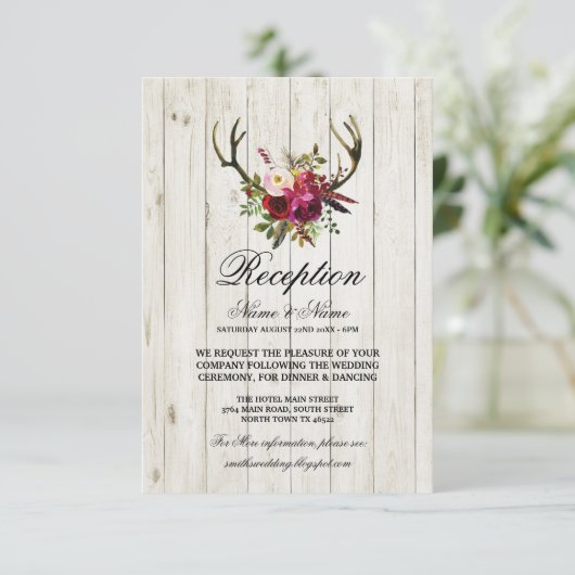 Cartes de réception de mariage rustique en bois de (Debout devant)