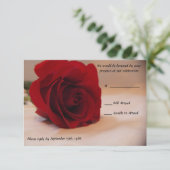 Cartes de réponse de mariage à la rose rouge éléga (Debout devant)