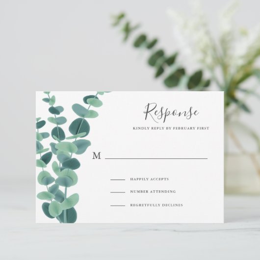 Cartes de réponse de mariage au joli eucalyptus (Debout devant)