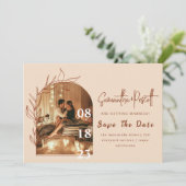 Cartes de Save the Date avec Arche de Feuillage Ro (Debout devant)