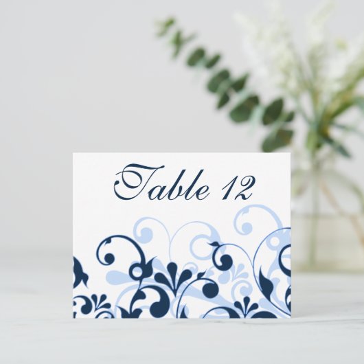Cartes de table bleu marine, bleu pâle et blanc Ma (Debout devant)