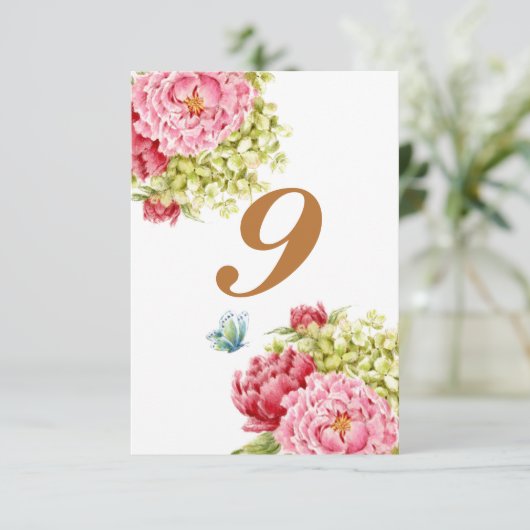 Cartes de table n°9 aux pivoines et hydrangeas (Debout devant)