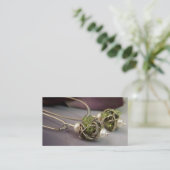 Cartes de visite de bijoux (Debout devant)