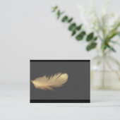 Cartes de visite de WingThick de plume (Debout devant)