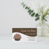 Cartes de visite modernes Brown de petit gâteau de (Debout devant)