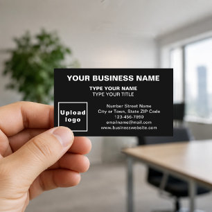 Cartes de visite noires alignées au centre