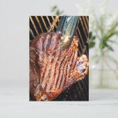 Cartes d'invitation au steak grillé (Debout devant)