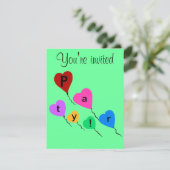 Cartes d'invitation ballons coeurs colorés pour fê (Debout devant)