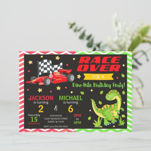 Cartes d'invitation conjointes pour anniversaire s (Debout devant)