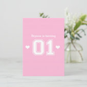 Cartes d'invitation d'anniversaire 1 an Pink Athle (Debout devant)