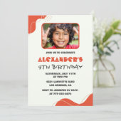 Cartes d'invitation d'anniversaire 9 ans garçon Mo (Debout devant)